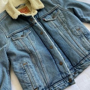 Levi’s Denim Sherpa Jacket!